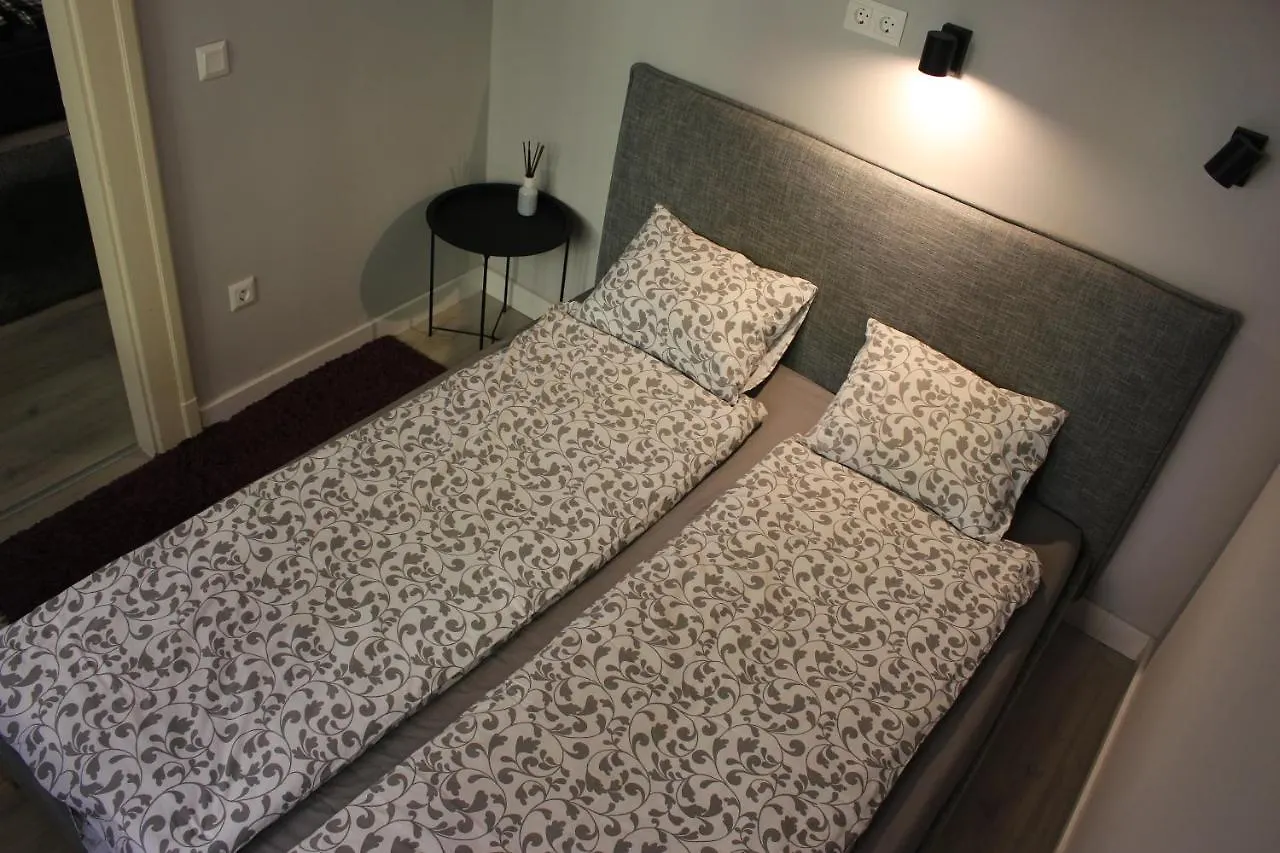 Greyblack Styles Apartment Budapest 0*,